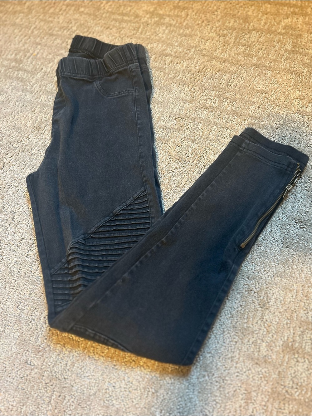 Women’s Black Moto-Style Jeggings